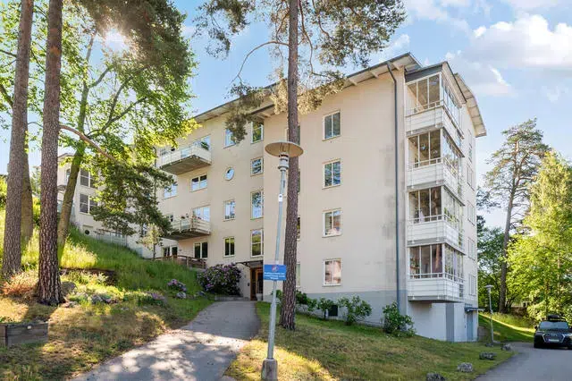 Lägenhet, 2 rum, 63 m² i Södertälje