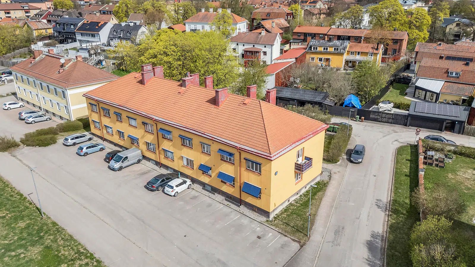 Bild 1 av 26 på Åsgränd 3C