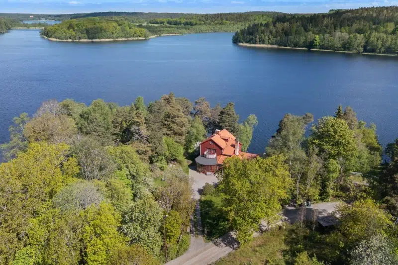 House, 13 rooms, 294 m² in Botkyrka