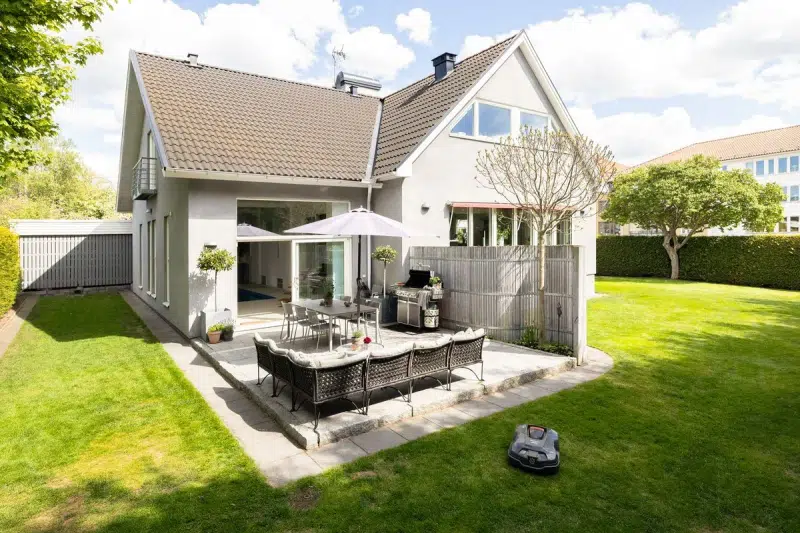 House, 7 rooms, 255 m² in Jönköping