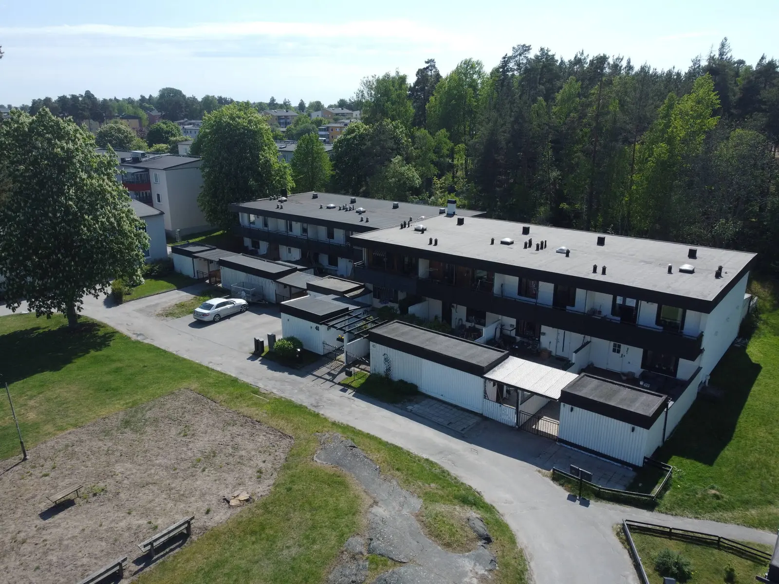 Image 1 of 8 of Älgvägen 39