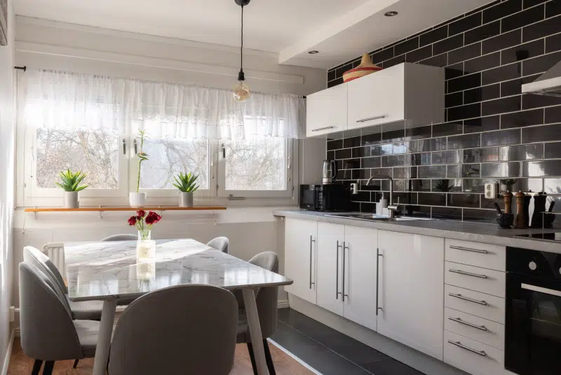 Lägenhet, 2 rum, 60 m² i Västerås