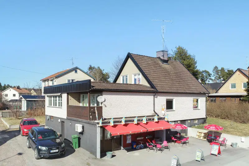 House, 6 rooms, 146 m² in Åmål