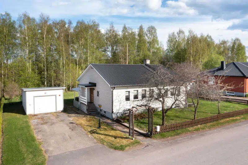 House, 4 rooms, 101 m² in Ovanåker