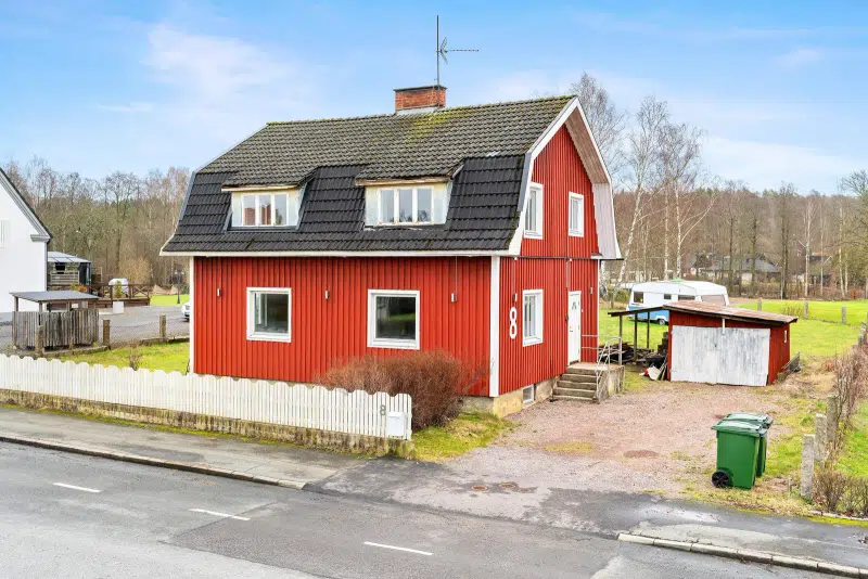 House, 8 rooms, 140 m² in Östra Göinge