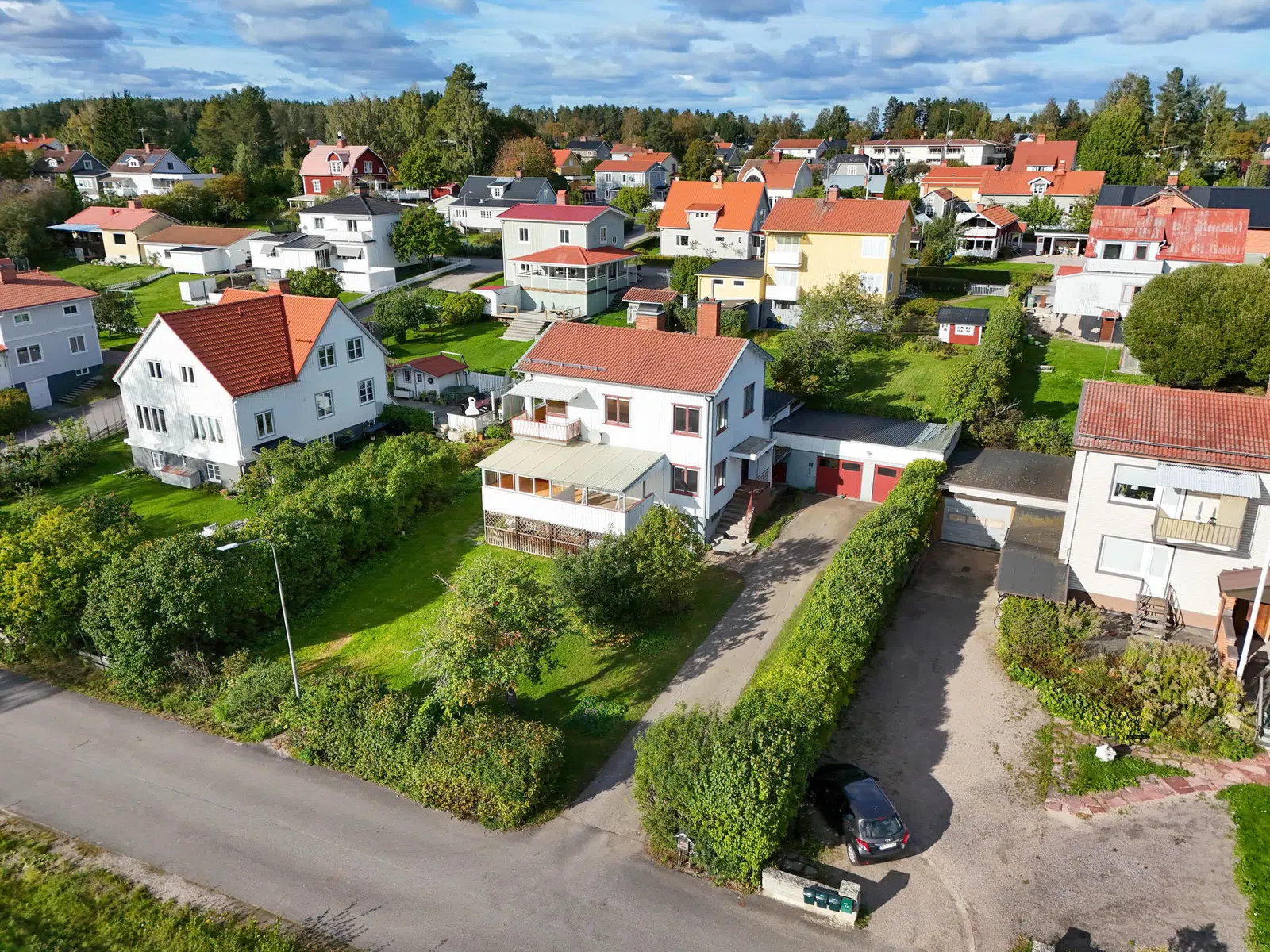 Bild 1 av 40 på Linsänkevägen 20