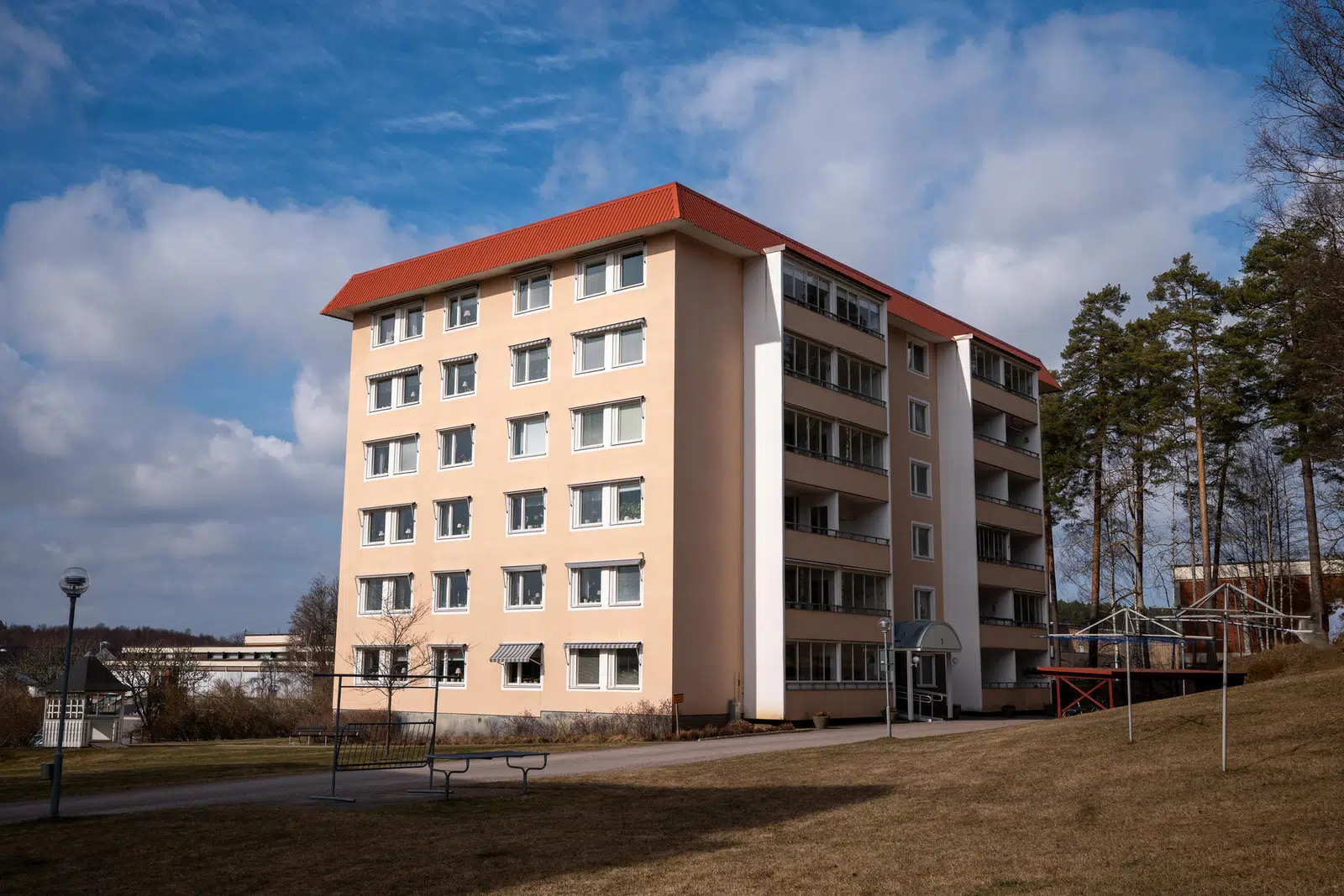 Image 1 of 15 of Sofia Dahlbergs gata 3