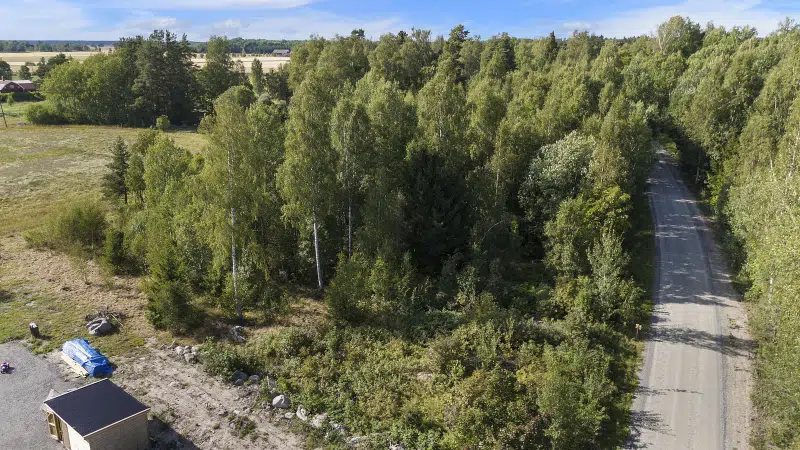 Land / plot, 3429 m² in Köping