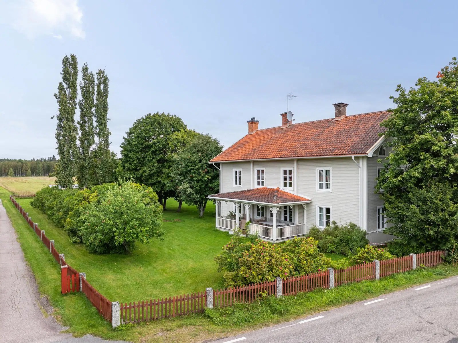 Bild 1 av 41 på Björbovägen 82