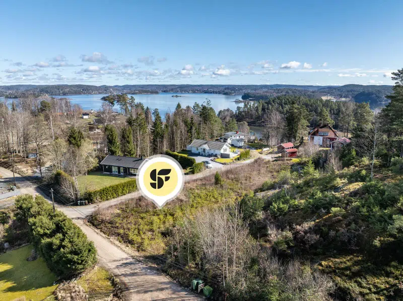 Land / plot, 892 m² in Orust