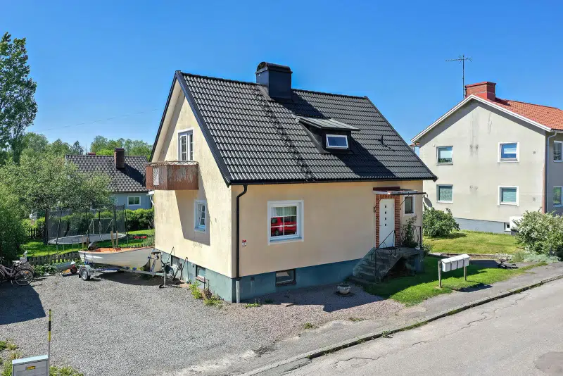 House, 4 rooms, 100 m² in Åmål