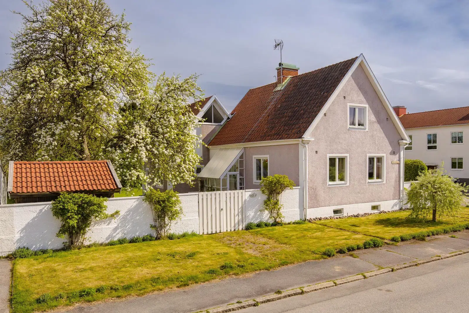 Bild 1 av 41 på Västergatan 30