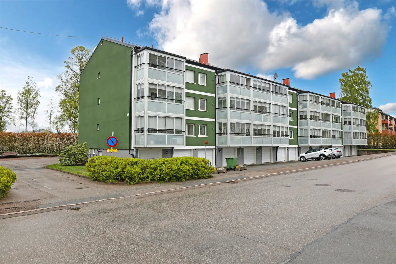 Image 1 of 13 of Parallellgatan