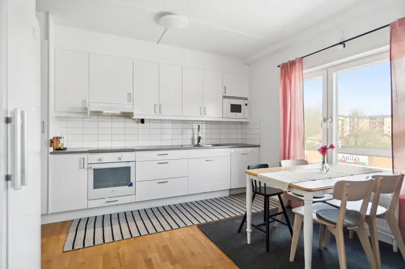 Lägenhet, 3 rum, 74 m² i Södertälje