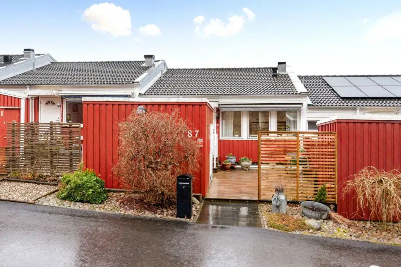 Semi-detached/terraced, 4 rooms, 111 m² in Kungälv