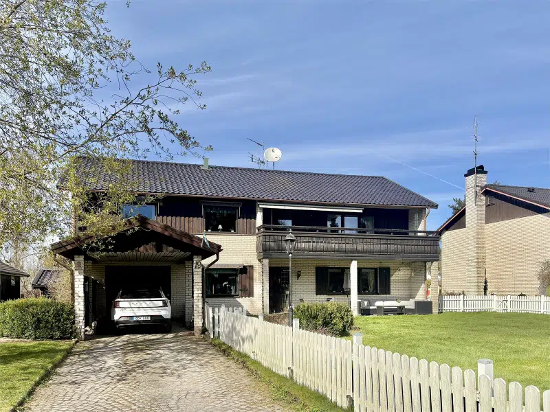 Villa, 9 rum, 185 m² i Vårgårda