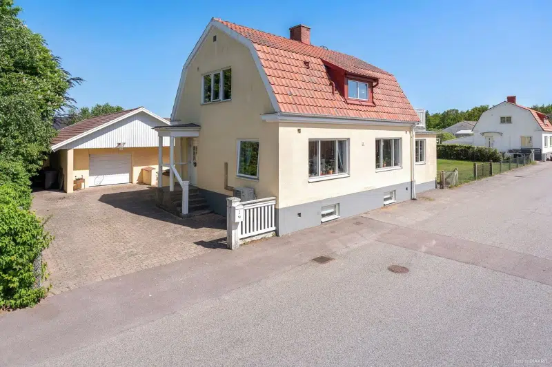 House, 6 rooms, 134 m² in Sjöbo