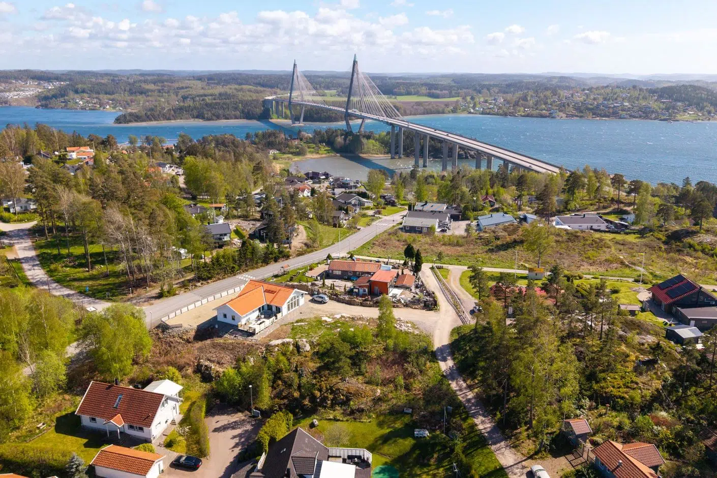 Image 1 of 13 of Utmarksvägen 2b