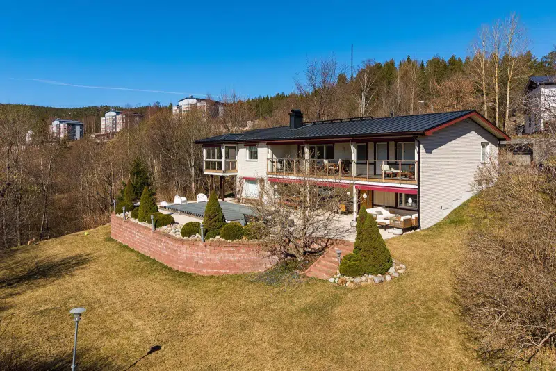House, 8 rooms, 260 m² in Örnsköldsvik