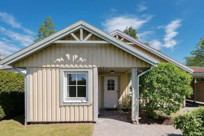 House, 4 rooms, 96 m² in Ljungby