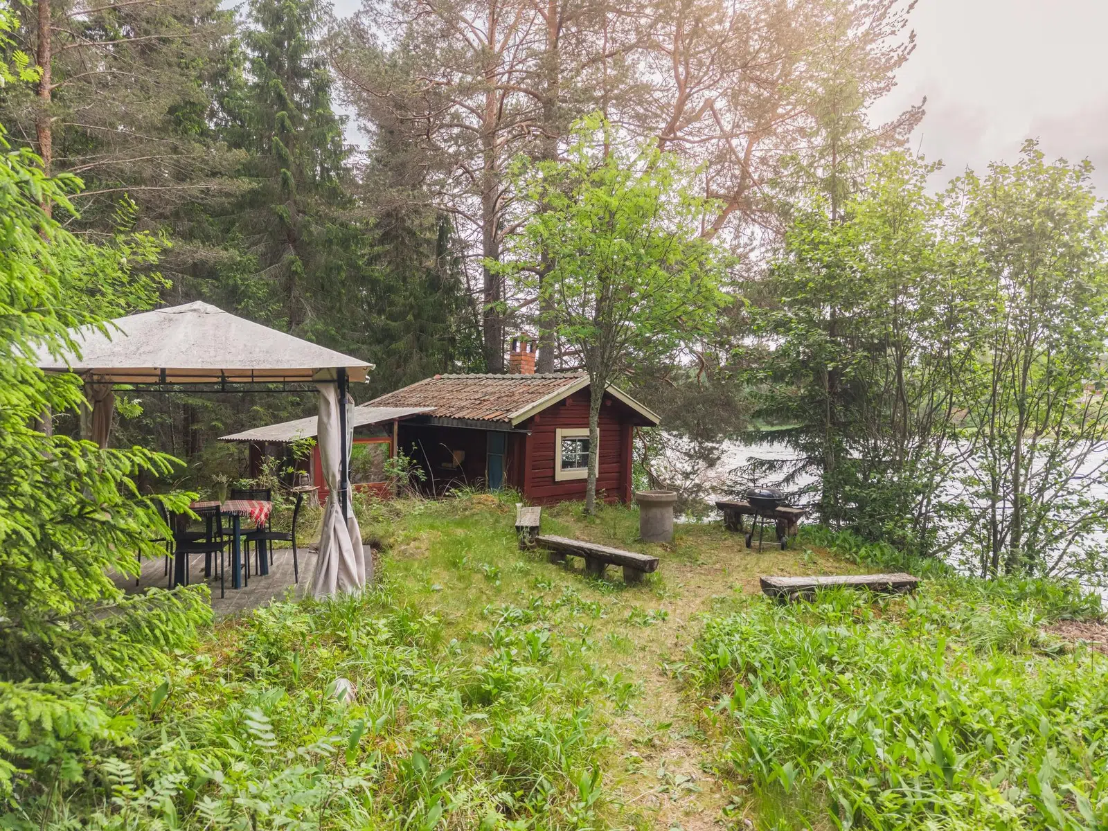 Image 1 of 36 of Stuga vid Älven