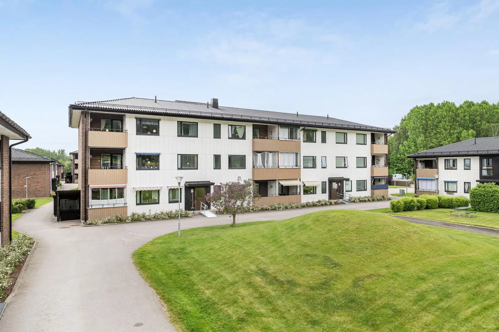 Bild 1 av 17 på Strandgatan 22A