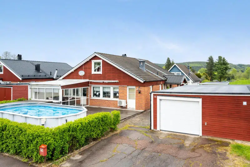 House, 6 rooms, 155 m² in Borlänge
