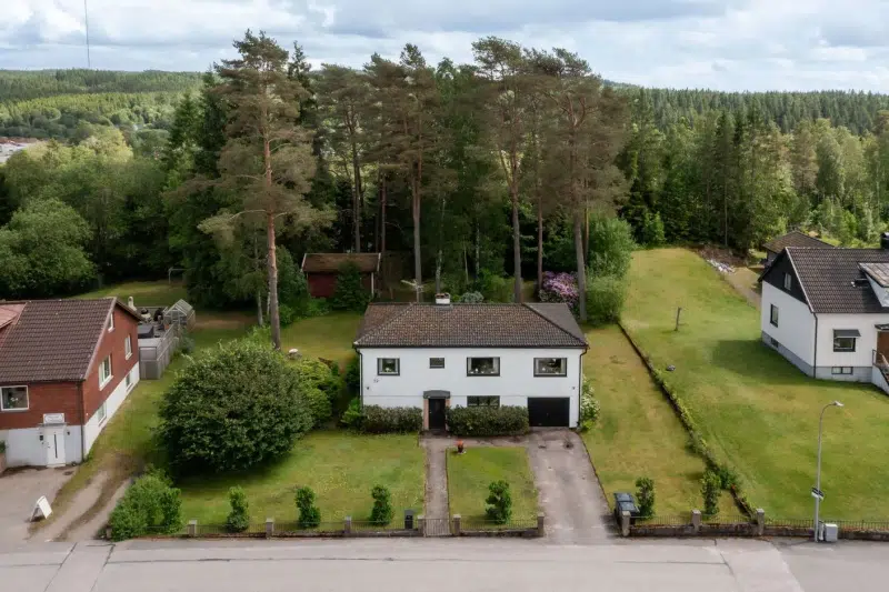 House, 5 rooms, 99 m² in Brämhult