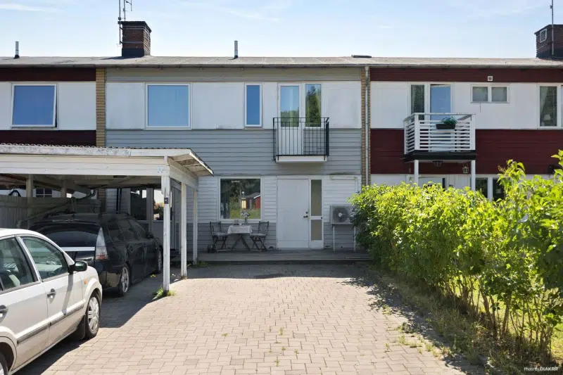 Par-/radhus, 4 rum, 114 m² i Vålberg