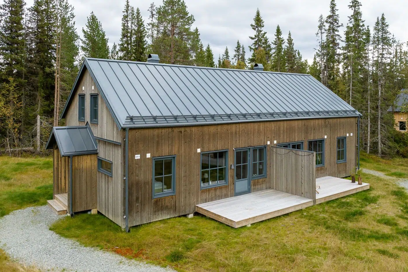 Image 1 of 21 of Axhögsvägen 26a