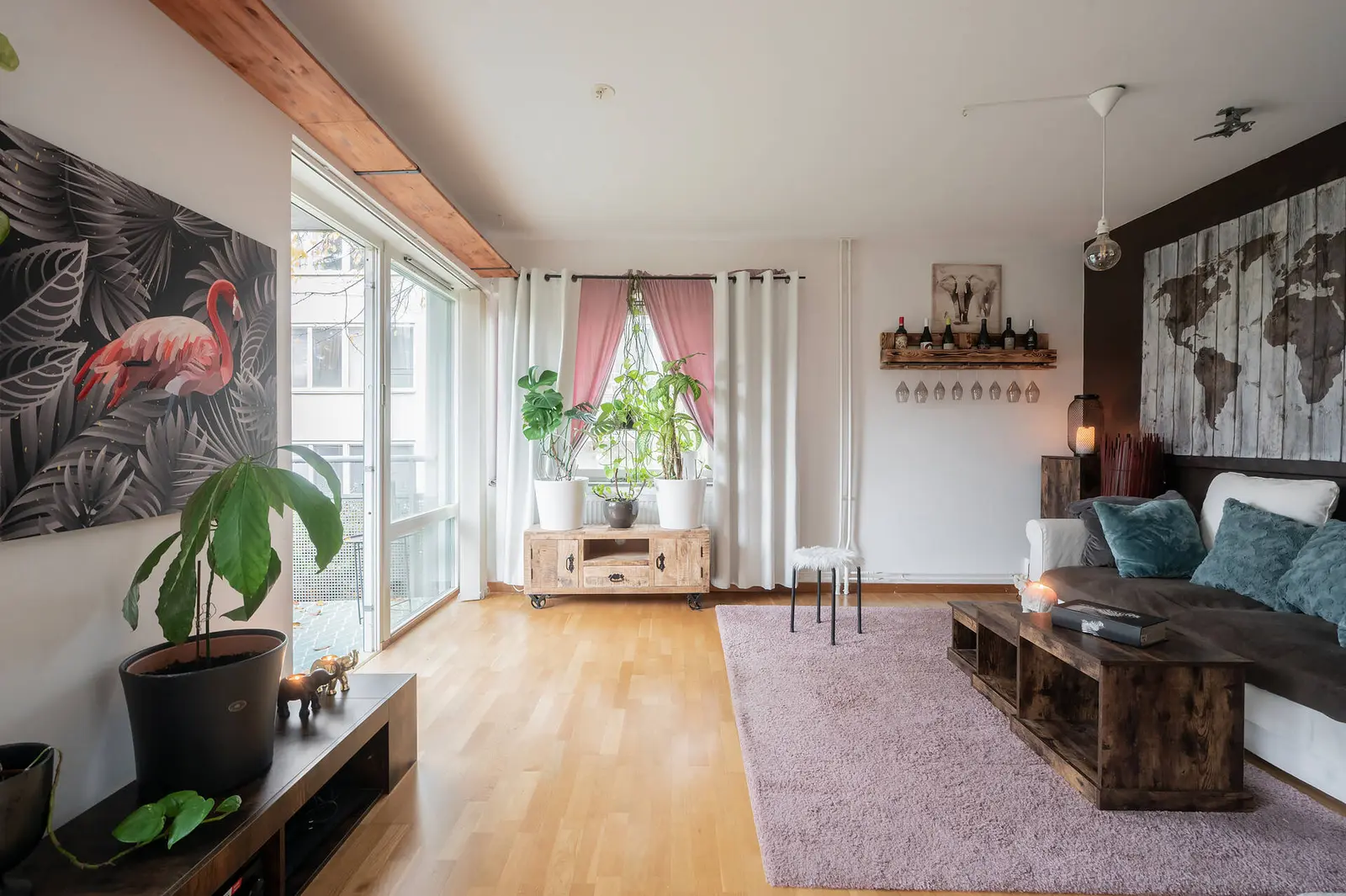Lägenhet, Kinnaredsgränd 35, Älvsjö. Bild 1 av 1