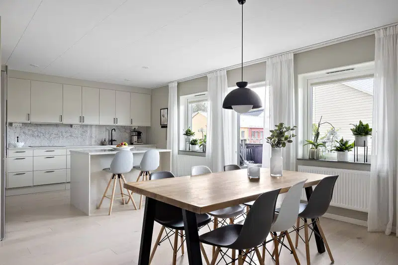 Apartment, 5 rooms, 106 m² in Ytterby