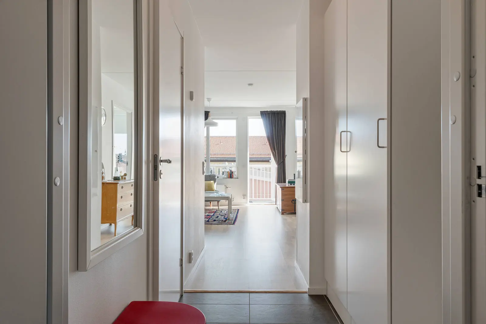 Image 1 of 22 of Brunnsgatan 32