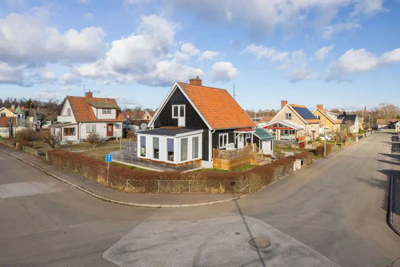 House, 4 rooms, 97 m² in Hjo