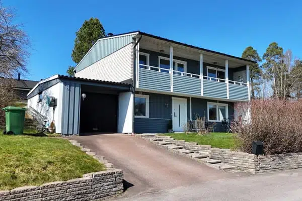 House, 5 rooms, 108 m² in Grums