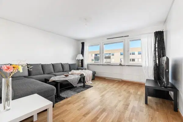 Lägenhet, 3 rum, 82 m² i SUNDBYBERG