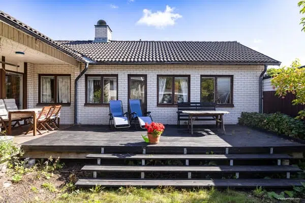 Image 1 of 1 of Villa på