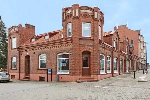 House, 9 rooms, 227 m² in Skurup