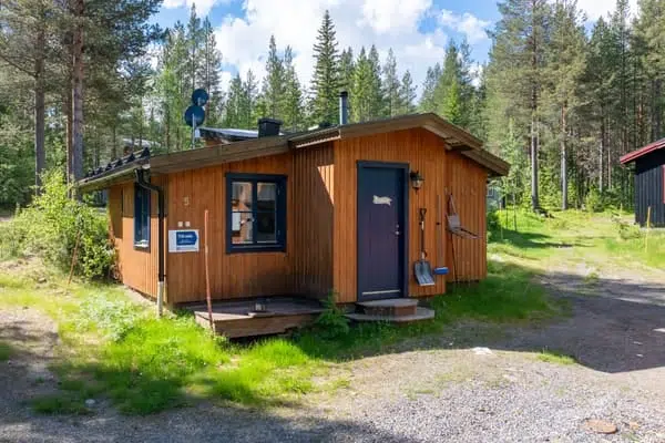 Image 1 of 1 of Blästervägen