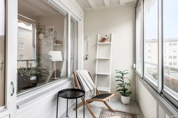 Image 1 of 22 of Rullharvsgatan