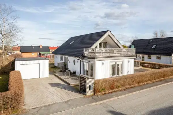 House, 6 rooms, 181 m² in Nässjö