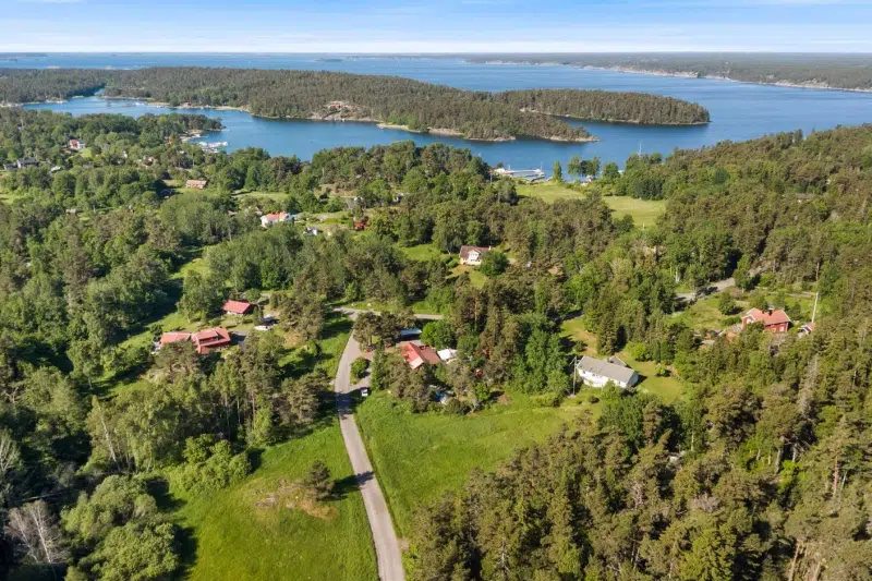 Tomt / mark i Runmarö