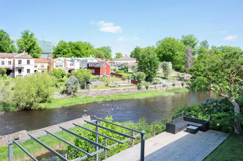 House, 11 rooms, 372 m² in Gävle