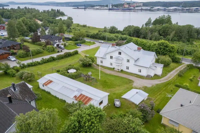 Villa, 16 rum, 450 m² i Centralt