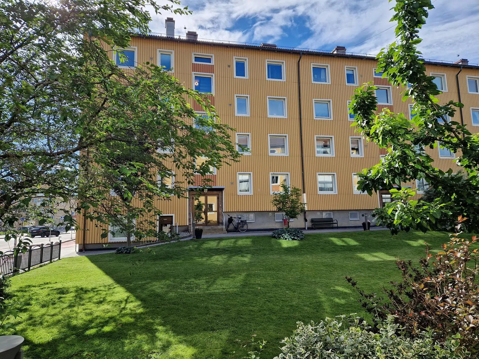 Bild 1 av 6 på Strömstadsvägen 12A