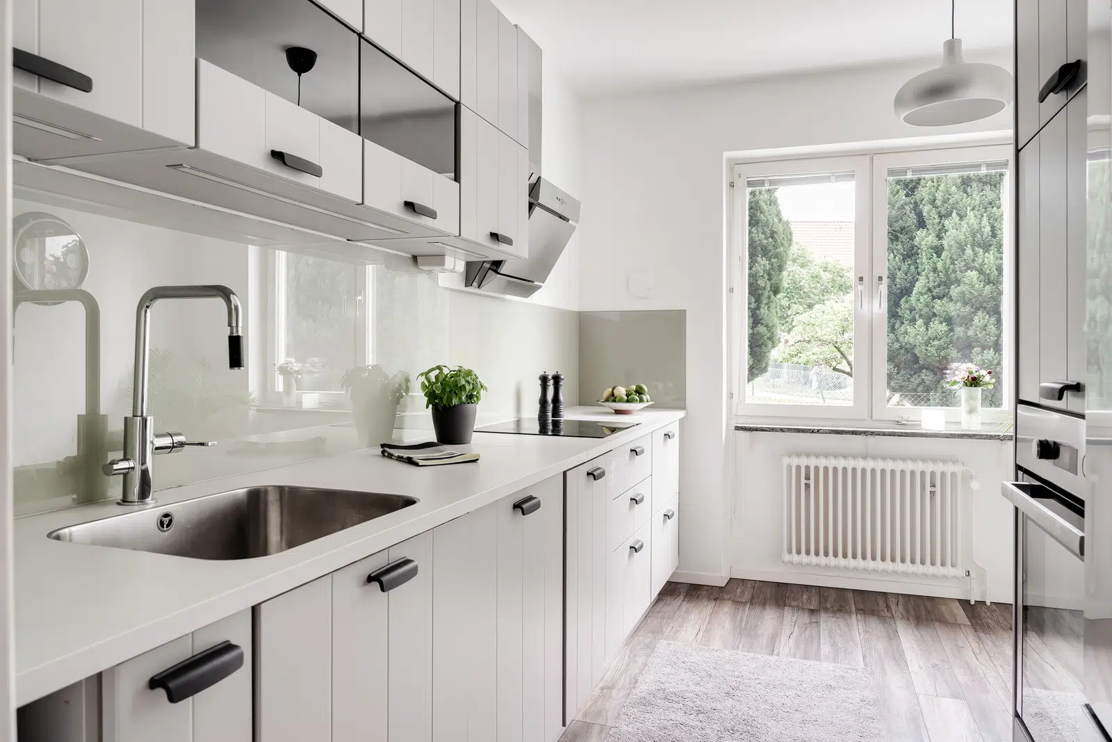 Image 1 of 1 of Malmögatan 7B