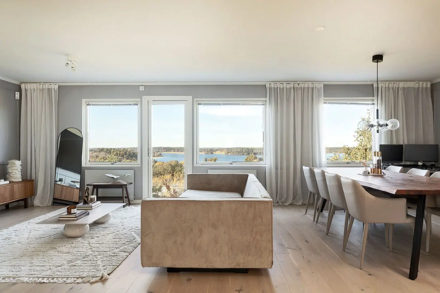 Semi-detached/terraced, Örnholmsbrinken 58. Photo 1 of 1