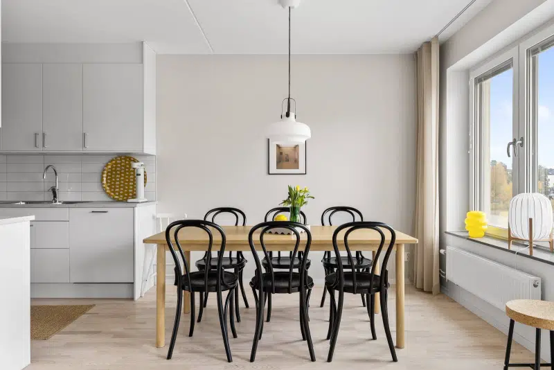 Apartment, 5 rooms, 122 m²