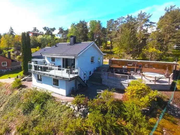 House, 7 rooms, 192 m²