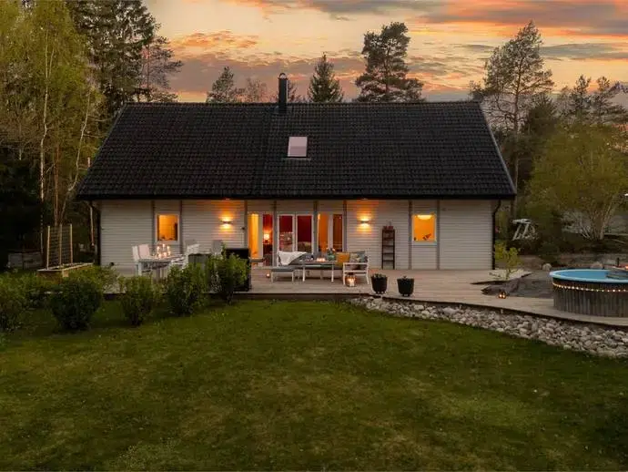 House, 7 rooms, 200 m² in Värmdö